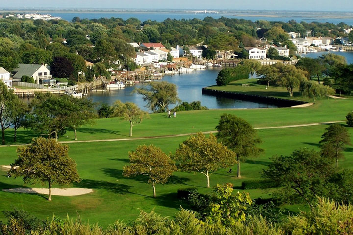 golf course by the sea in Merrick, Long Island, New York